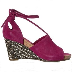 Aerosoles Spring Plush Dark Rose Suede Espadrille